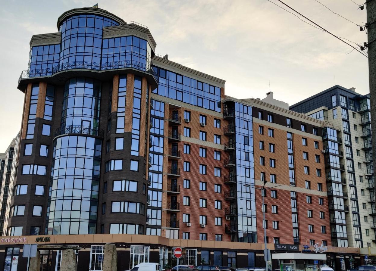 Ferienwohnung Yarovytsya Vip In The Center Lutsʼk Exterior foto
